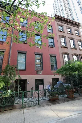 Rented by Town Residential | media 18