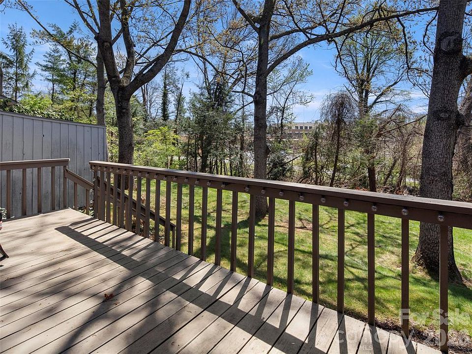 1st image of 106 Clubwood Ct #1