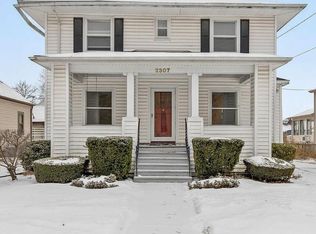 2307 Court St, Saginaw, MI 48602