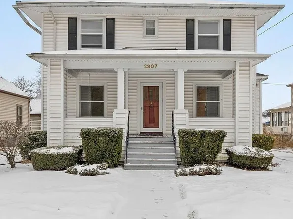 2307 Court St, Saginaw, MI 48602