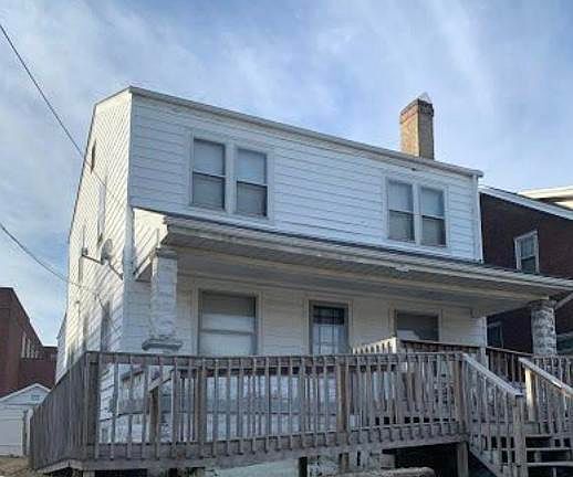 2nd image of 214 S 39th St