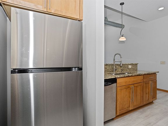 4th image of 230 S 68th St Unit 1304