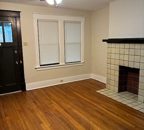 2nd image of 1223 Wisconsin Ave