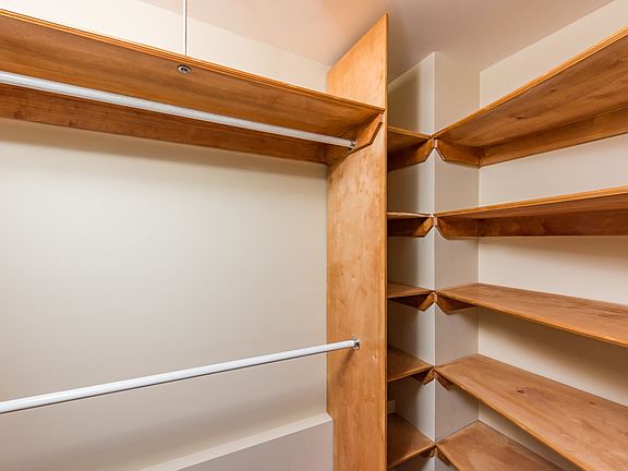 4th image of 25-19 35th St Penthouse 1