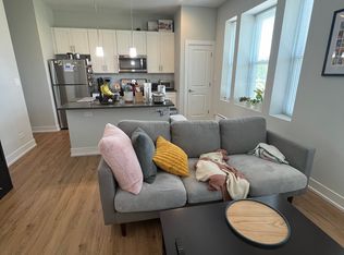 2207 W Rice St APT 3W, Chicago, IL 60622