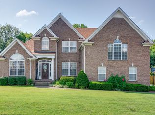 1027 Pittman Dr, Gallatin, TN 37066