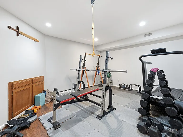 47656 Pennrun Way — Photo 36