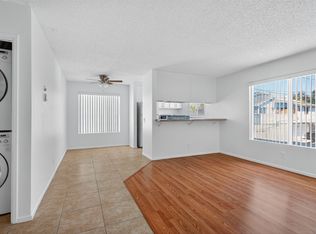 1066 Coronado Avenue, Long Beach, CA 90804