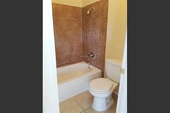 bathroom2