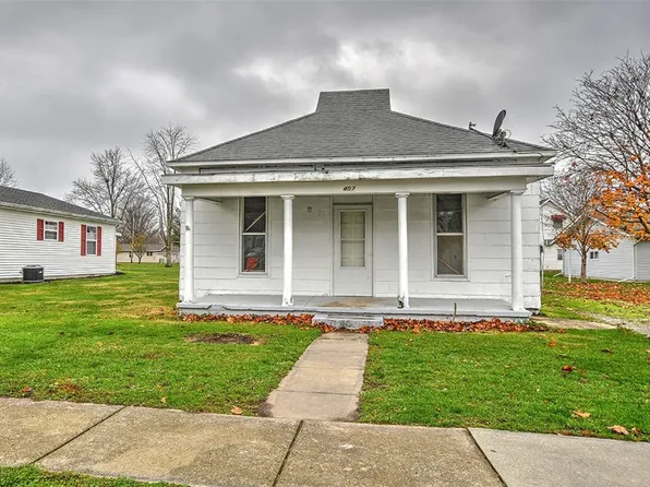 407 S Saint John St, Bethany, IL 61914