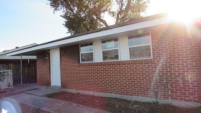 1st image of 1120-22 Orange Blossom Ln