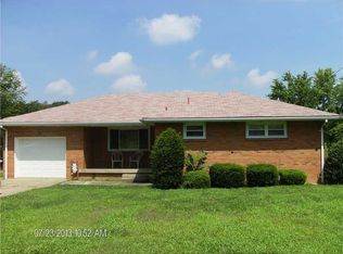 321 Pine Dr, Aliquippa, PA 15001