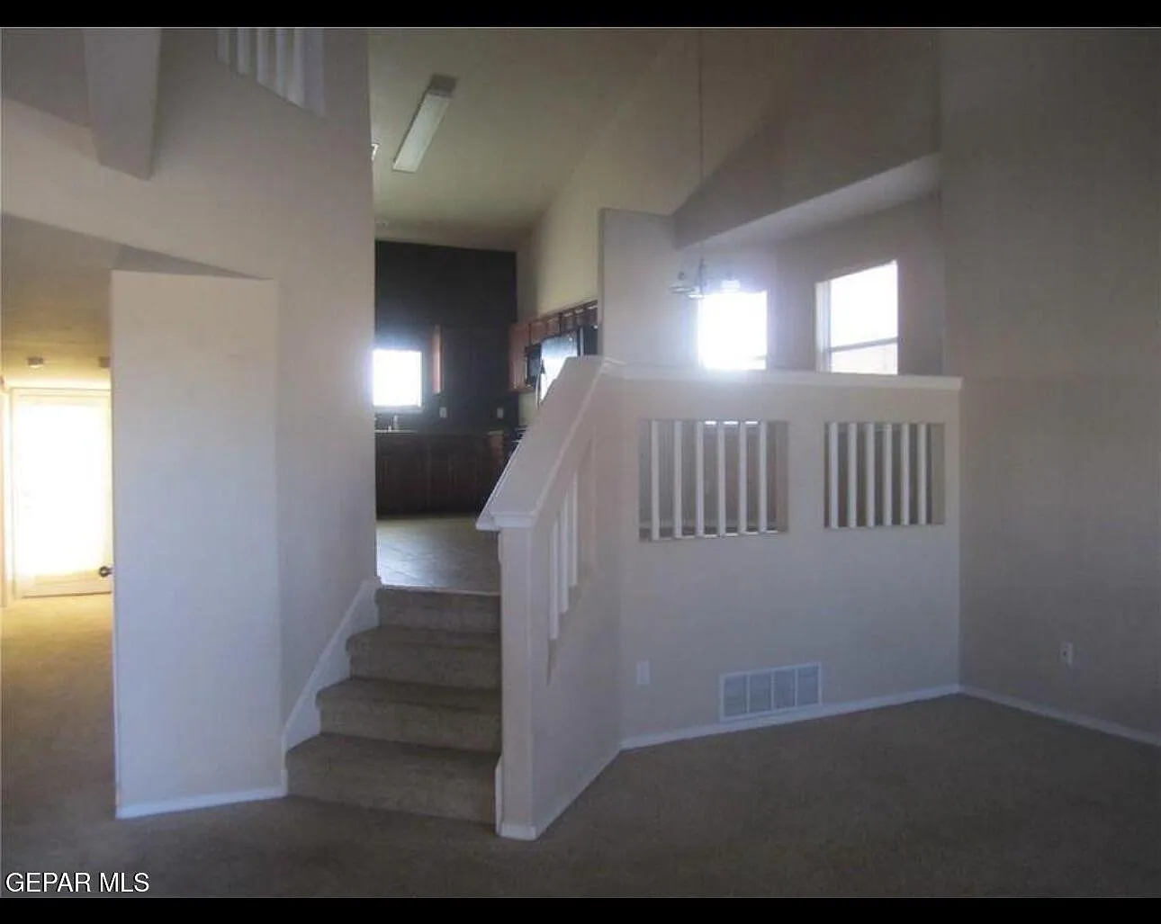 3 bed, 2.0 bath, 1654 sqft, $1,795 — Photo 2