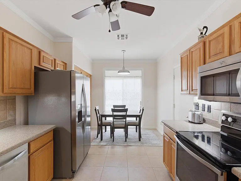 15806 N 107th Pl — Photo 11