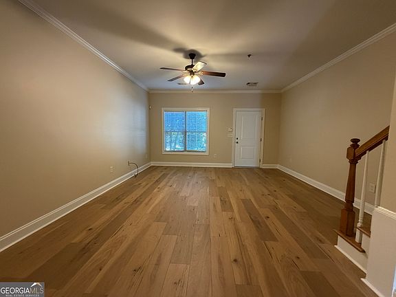 2nd image of 200 Rivergrove Pkwy #4