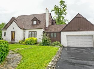 2943 Kemp Rd, Dayton, OH 45431