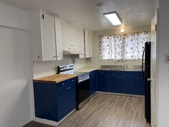 3rd image of 1598 Mill St #11383657