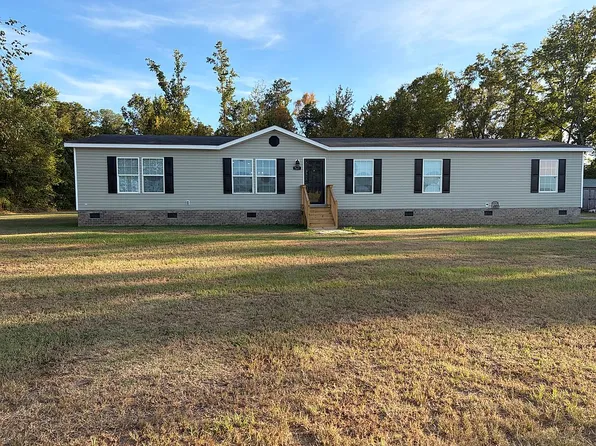 707 Rogers Rd, Darlington, SC 29532