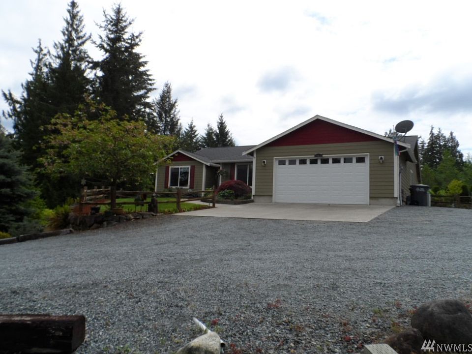 Newer, 2158 sq. ft. 3 bedroom rambler with attached 2 car garage.  