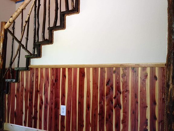 stairs to master bedroom 