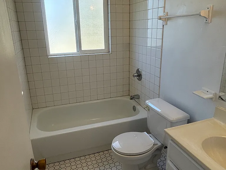10485 W 8th Ave #4 — Photo 11