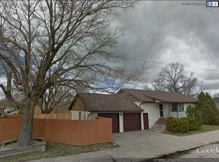 2 S Madison Ave, North Platte, NE 69101