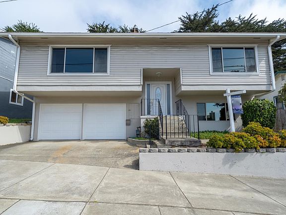 2nd image of 371 Winwood Ave