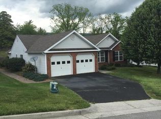 510 Gavin Cir, Salem, VA 24153