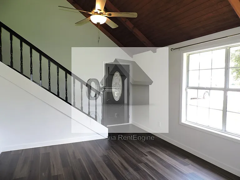 7674 Old Hickory Dr — Photo 3