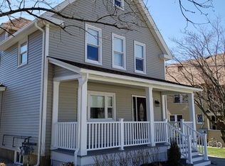 154 Main St, Upton, MA 01568