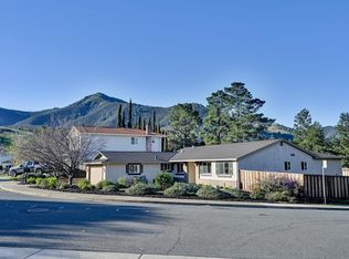 8 Rialto Dr, Clayton, CA 94517