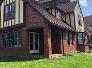 1531 Virginia St E, Charleston, WV 25311