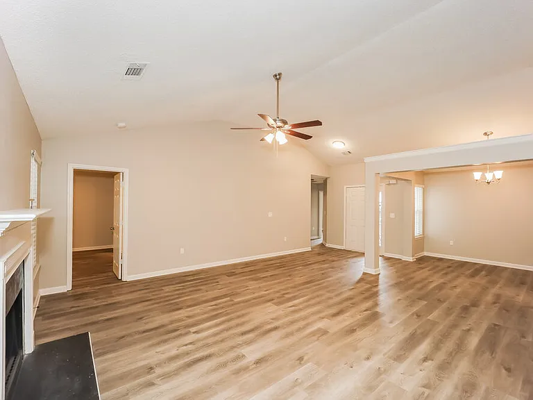 154 Fairhaven Trl — Photo 5