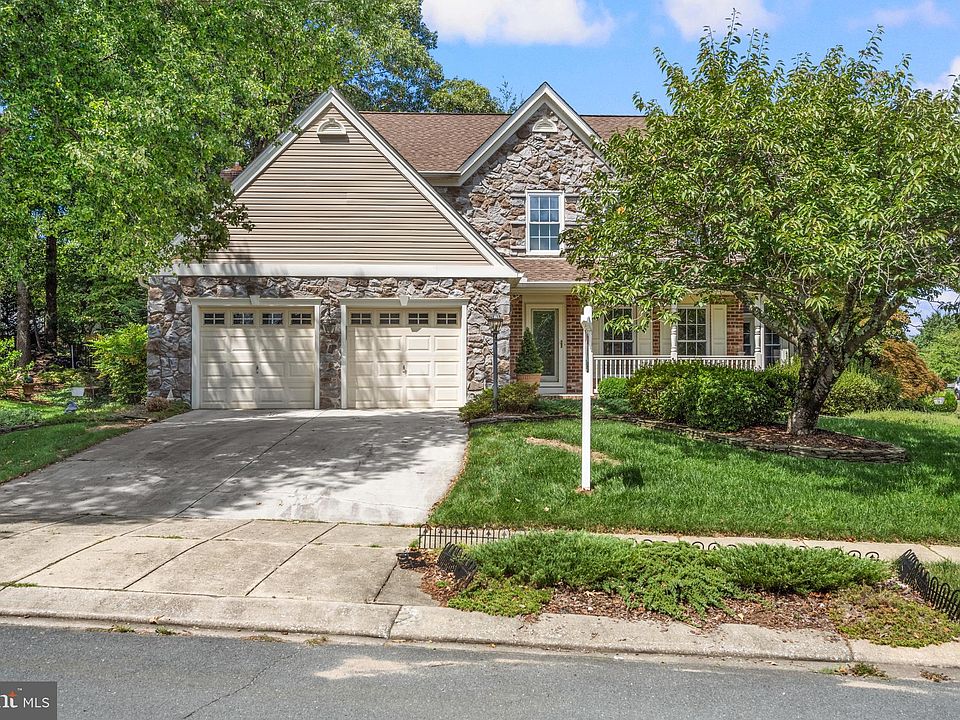 1st image of 258 Shakespeare Dr