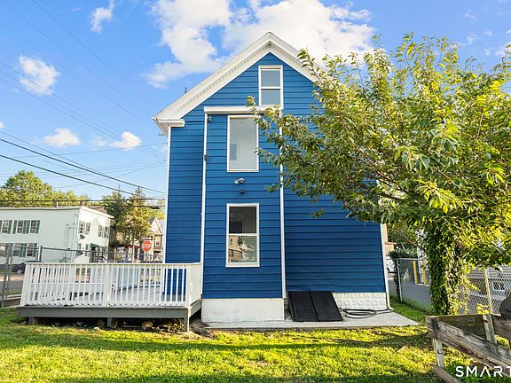 4th image of 253 Goodrich Street