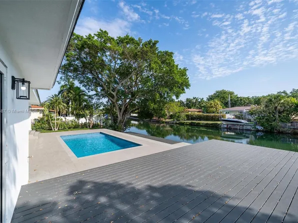 5125 Orduna Dr, Coral Gables, FL 33146