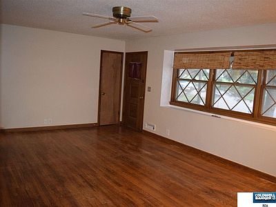 Hardwood Floors in Living Rm