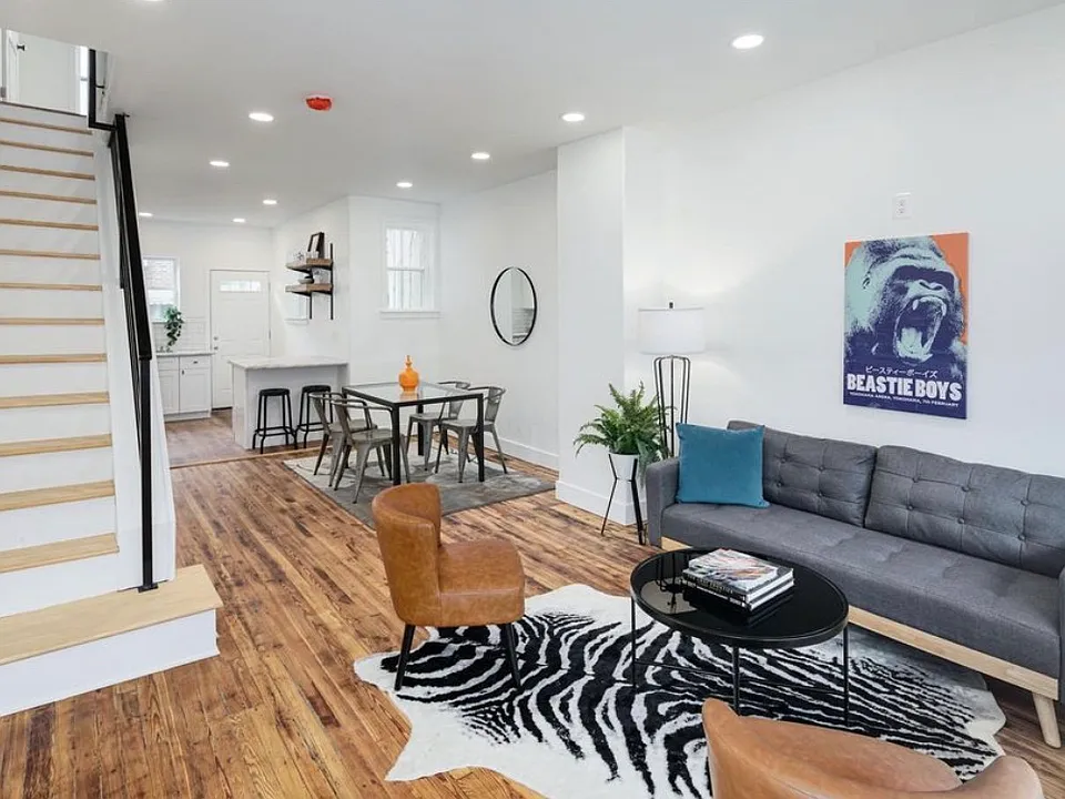 1424 S Marston St