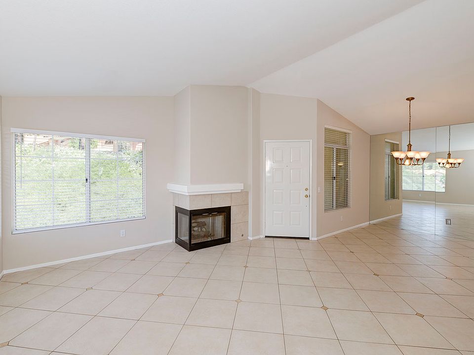 1st image of 67 Waxwing Ln