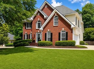 1116 Maple Creek Rdg, Loganville, GA 30052