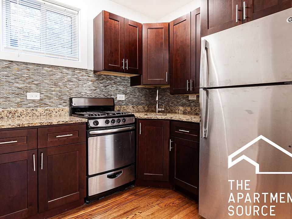 1st image of 533 W Wrightwood Ave APT 3R