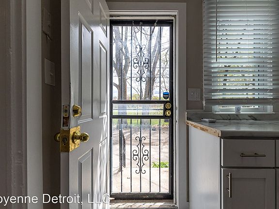 4th image of 1884 E Outer Dr #55