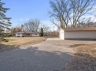 7891 Lake Dr, Lino Lakes, MN 55014