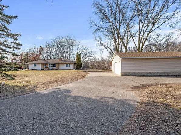 7891 Lake Dr, Lino Lakes, MN 55014