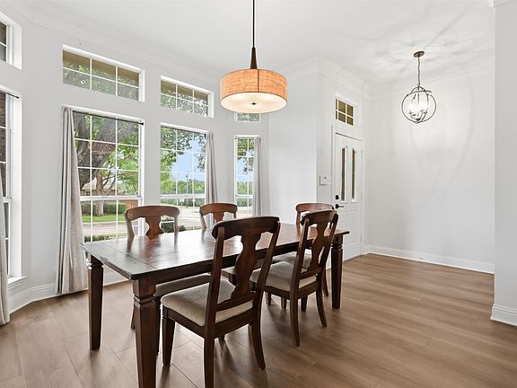 5th image of 2801 Buena Vista Ct