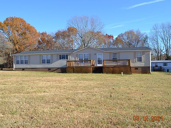 5th image of 387 Holly Tree Dr