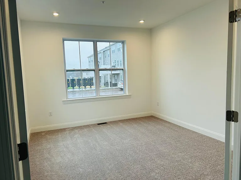 66 Ironwood Dr — Photo 10