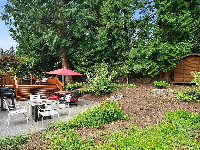 1813 155th Ave SE — Photo 17