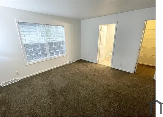 2916 Stuart St — Photo 8