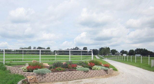 1st image of 43 Pony Dr